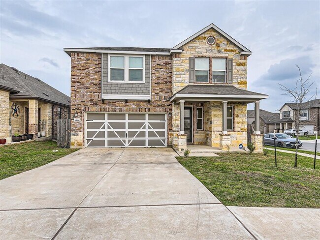 Foto del edificio - 6521 Carriage Pines Dr
