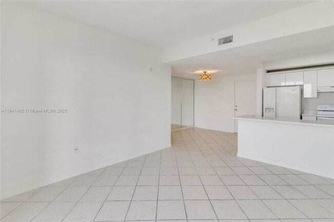 Building Photo - 3500 Coral Wy