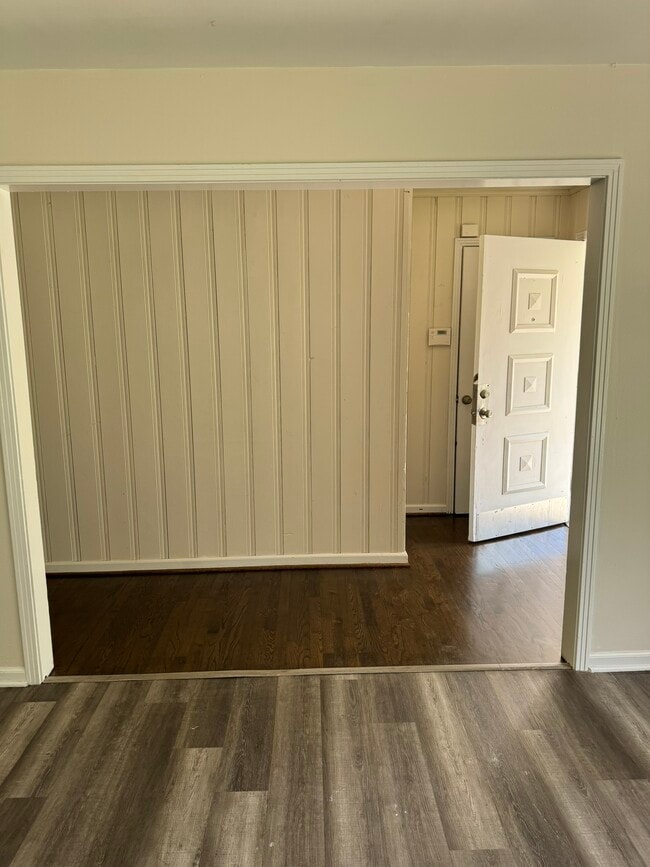 Building Photo - 2644 20th Place Ensley