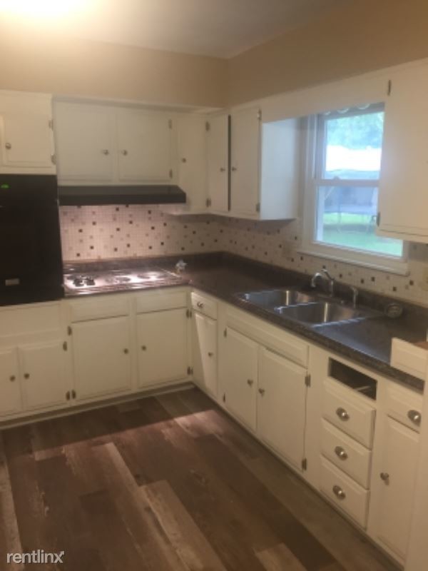 Building Photo - 3 br, 2 bath House - 300 Impala Drive
