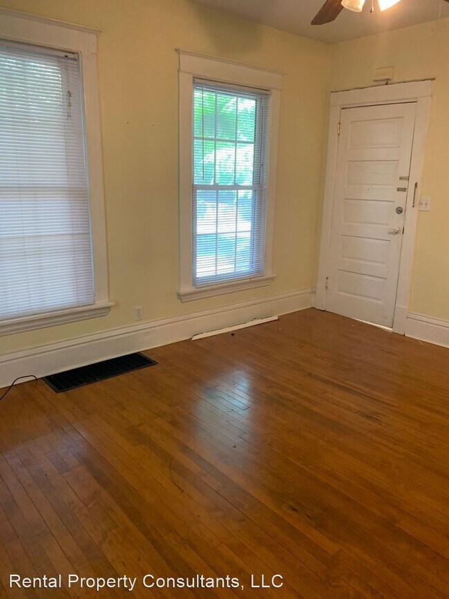 Foto del edificio - 162-164 Grand Ave NE