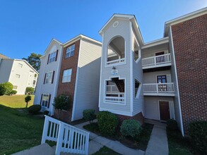 Building Photo - 267 Waterdown Dr