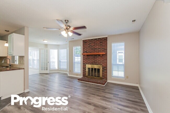 Foto del edificio - 13809 Walkers Creek Dr