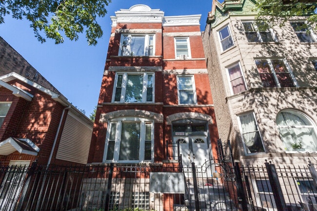 Building Photo - 1310 N Artesian Ave