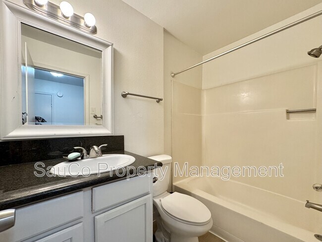 Foto del edificio - 5556 SW Beaverton Hillsdale Hwy