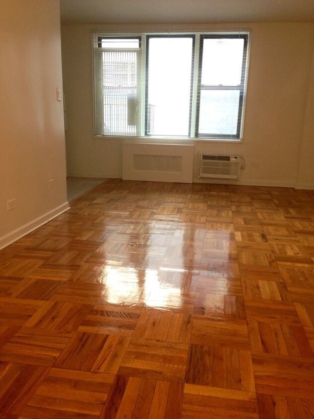 Foto del edificio - 37 W 13th St
