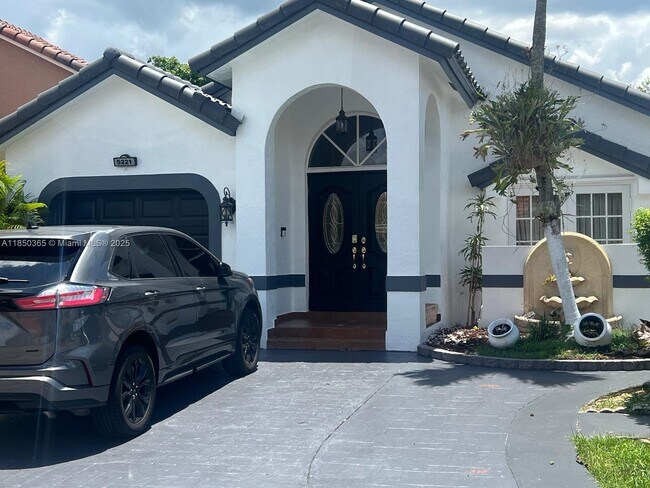 Foto del edificio - 5221 SW 154th Pl