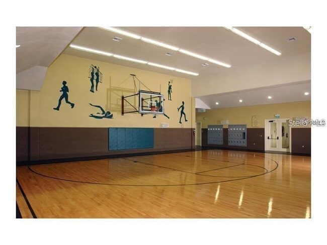 Building Photo - 10209 Courtney Palms Blvd