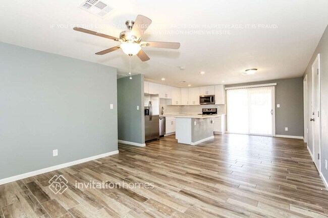Foto del edificio - 14430 N 41st Ct