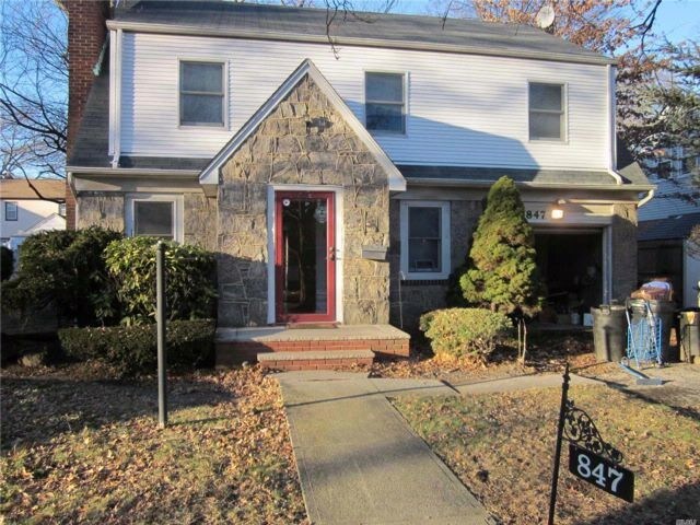 Building Photo - 847 Stanton Ave