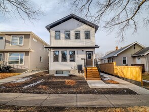 Building Photo - 11514-11587 87 St NW