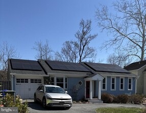 Building Photo - 6413 78th St