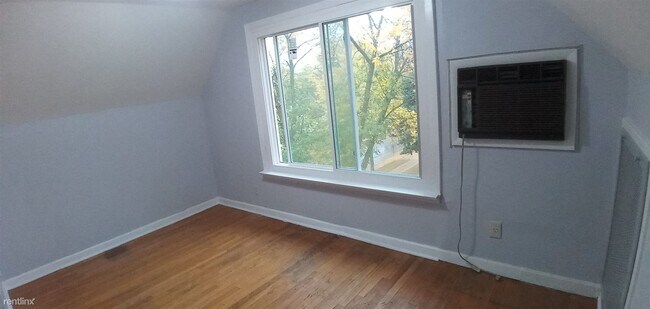 Foto del edificio - 1 br, 1 bath 4plex - 2303 West McKinley Av...