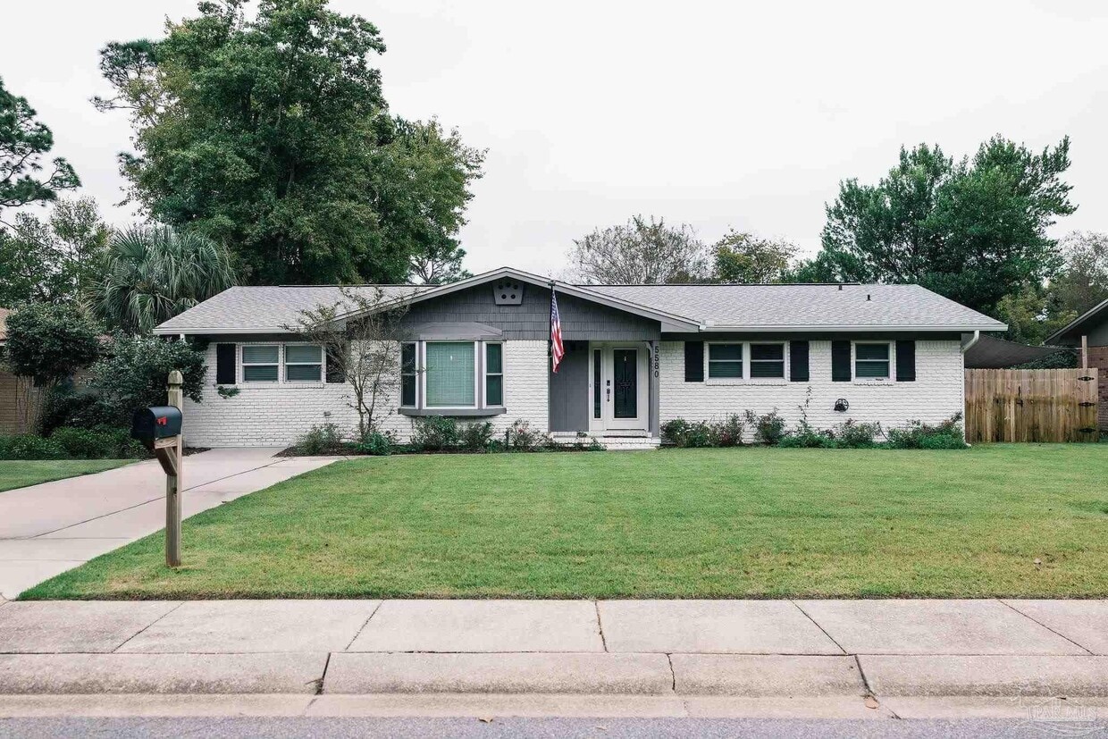 Foto principal - 5580 Homewood Rd