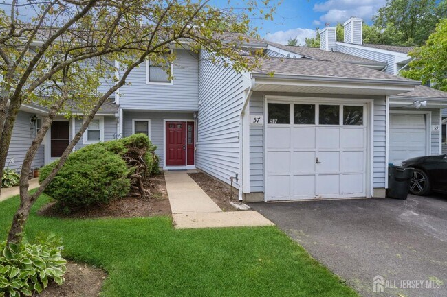Foto del edificio - 57 Woodmere Dr