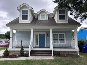 Building Photo - 8242 McCloy Rd