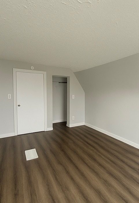 Photo - 1033 E Oakland Ave - Unit B Apartment