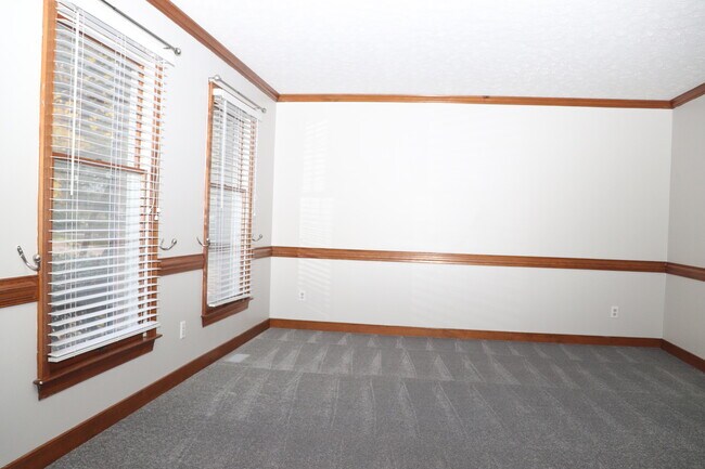 Building Photo - 108 Trinity Woods Dr