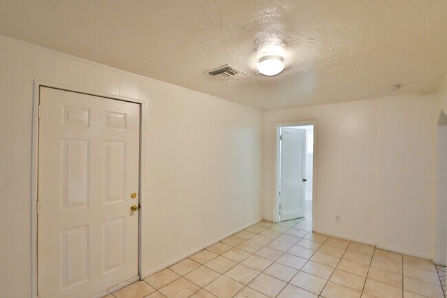 Foto del edificio - 4524 N 14th Pl