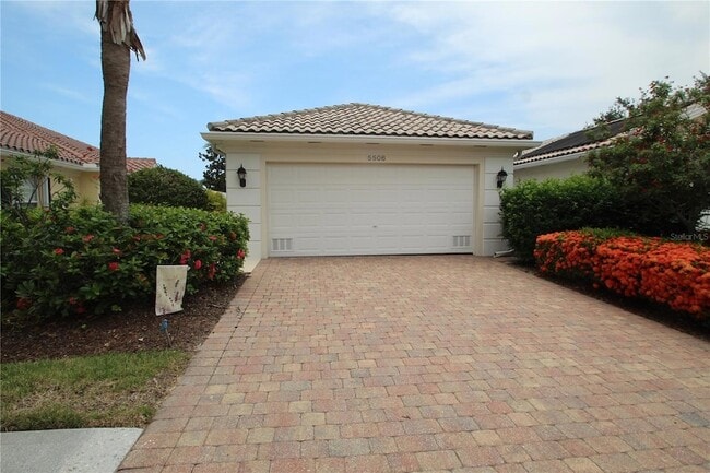Building Photo - 5506 Modena Pl