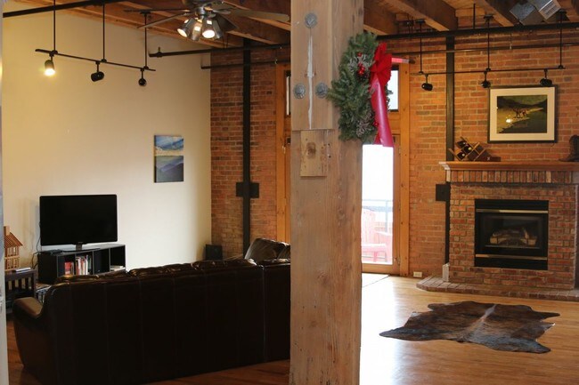 Lodo Loft 2 Bed Bath Near Pepsi Center Apartment For Rent In Building Photo Lodo Loft 2 Bed Bath Near Pepsi Center