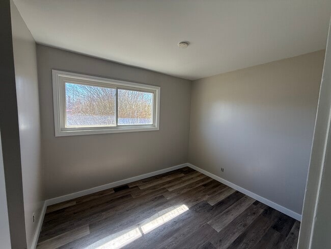 Building Photo - 317 Funston Ave
