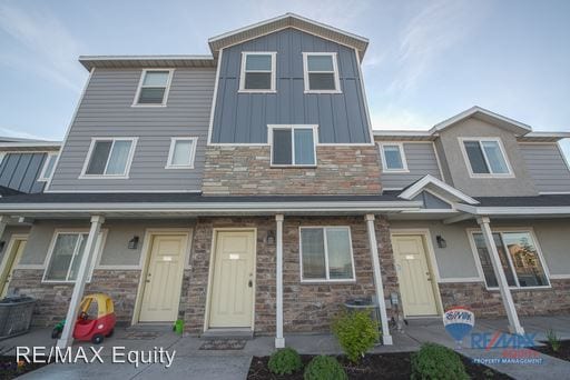 Building Photo - 135 W 710 N