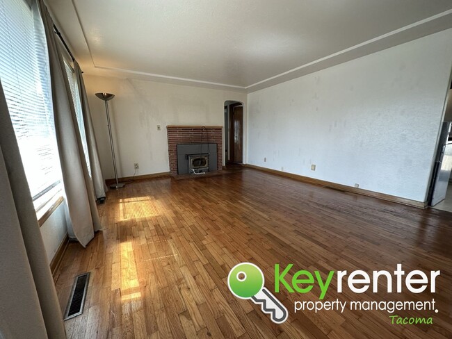 Foto del edificio - Cozy Tacoma 2Bed/2Bath Rambler Style House