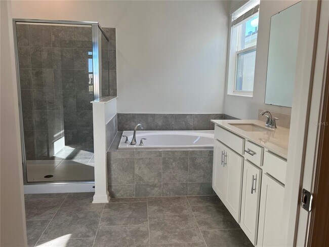 Building Photo - 172 Aces High Ln