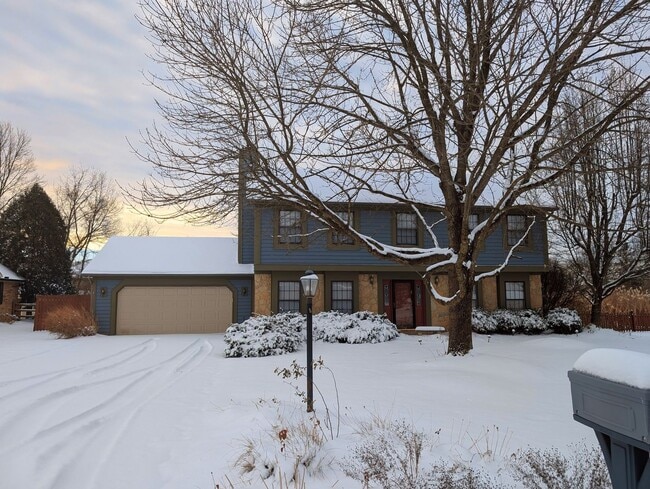 4 Bedroom Beavercreek Home - AVAILABLE NOW! - 4 Bedroom Beavercreek Home - AVAILABLE NOW!