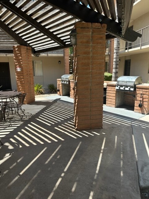 Foto del edificio - 4727 E Lafayette Blvd