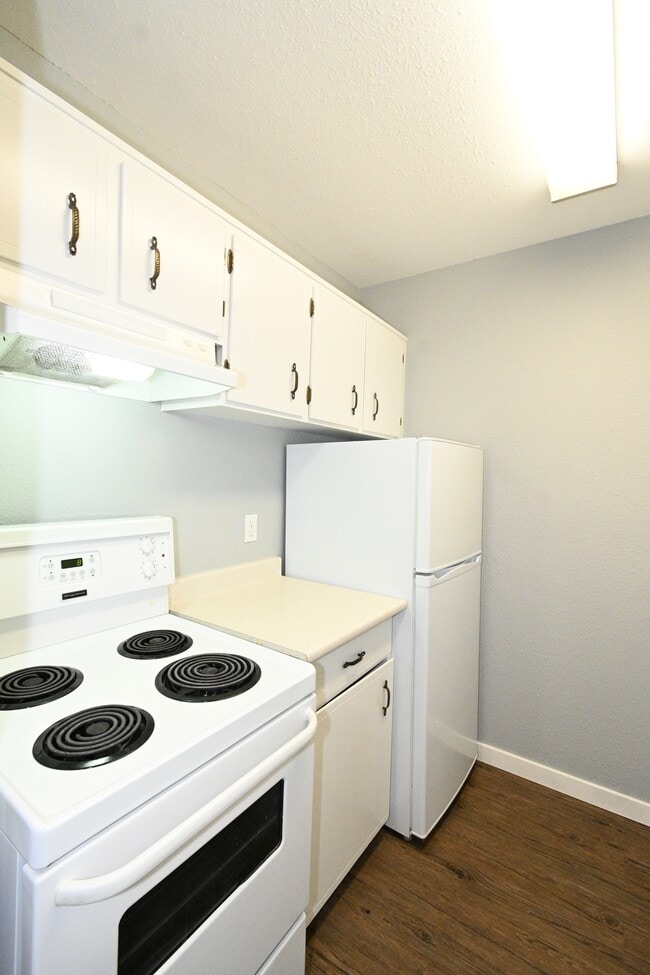 Building Photo - 4280 Quentin Ave