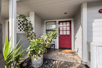 Building Photo - 4505 Carpinteria Ave