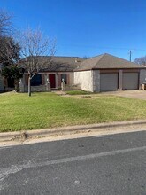 Building Photo - 8908 Viking Dr