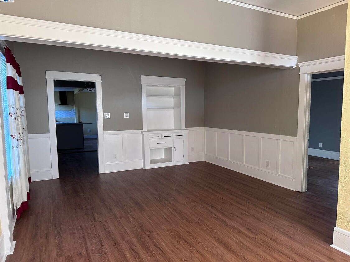 Foto principal - 1650 E Lindsay St