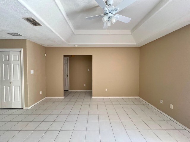 Building Photo - 2105 Kimberly Ln