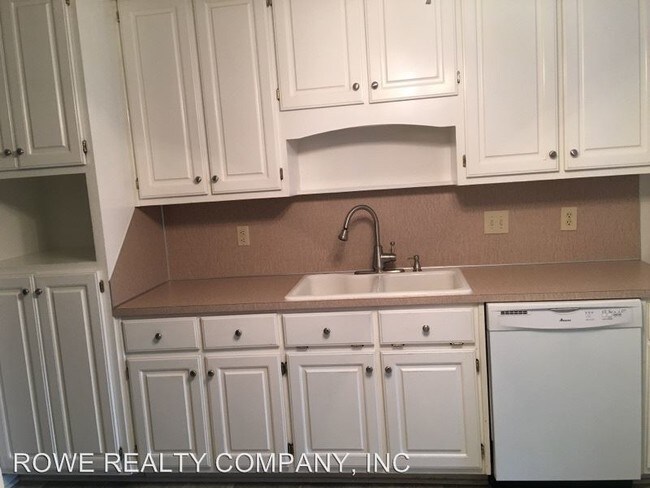Building Photo - 3 br, 2.5 bath House - 1713 BEAVER POND DRIVE