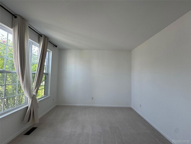 Building Photo - 7722 Ryder Dr