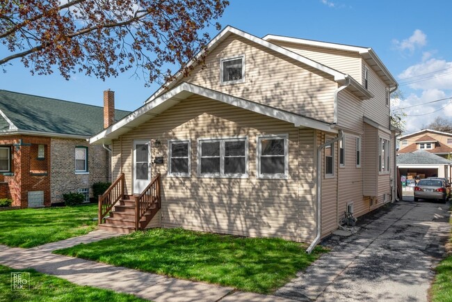 3828 Grove Ave Unit 1, Berwyn, IL 60402 - 3828 Grove Ave Berwyn, IL |  