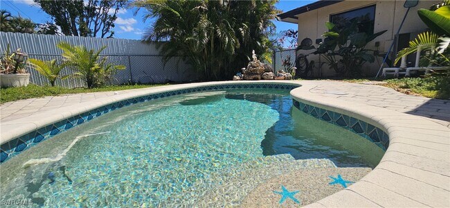 Foto del edificio - 237 SW 48th Terrace