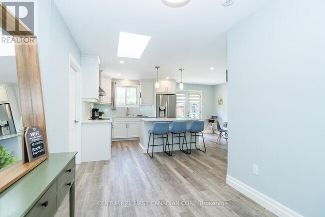 Building Photo - 7583 Biddulph St