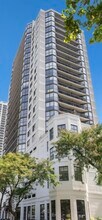 Building Photo - 33 W Delaware Pl