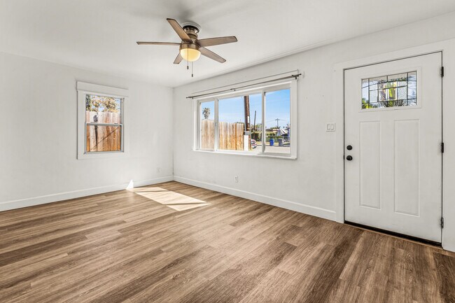 Foto del edificio - 1070 10th St