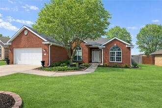 Building Photo - 314 Center Dr