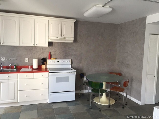 Foto del edificio - 1545 Euclid Ave