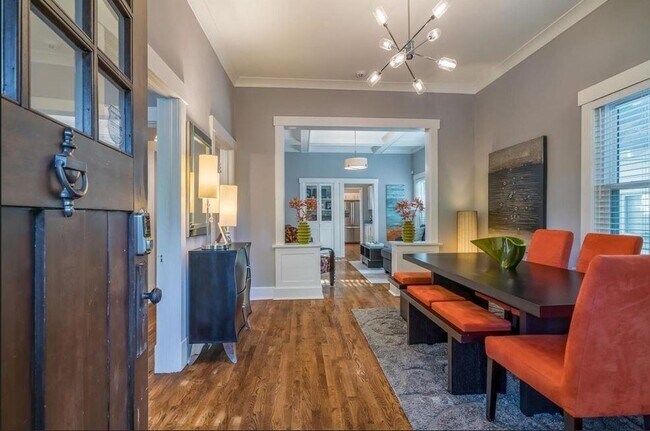 Foto del edificio - 1932 Carr Ave