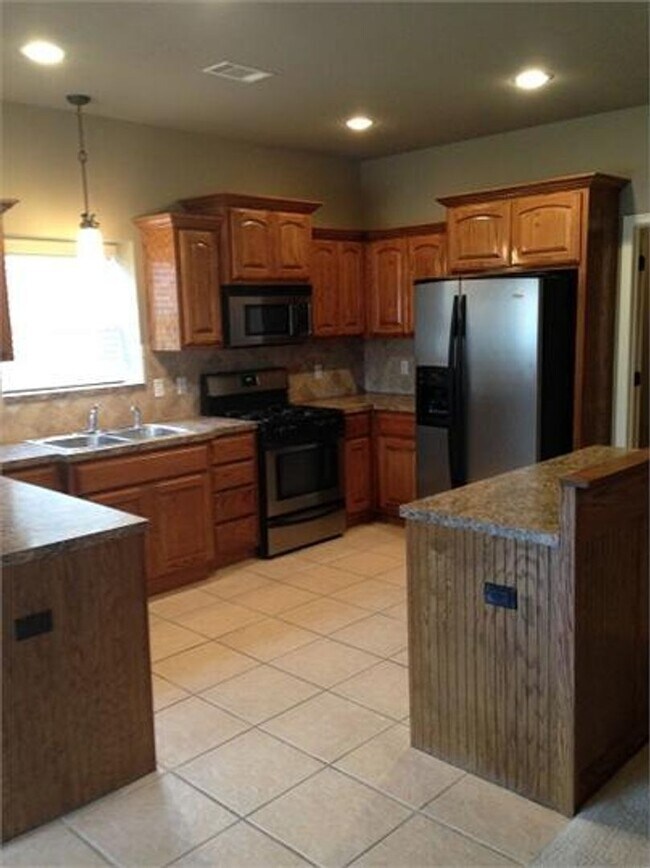 Foto del edificio - 3 Bed, 2 Bath Home - Great Tulsa Location ...