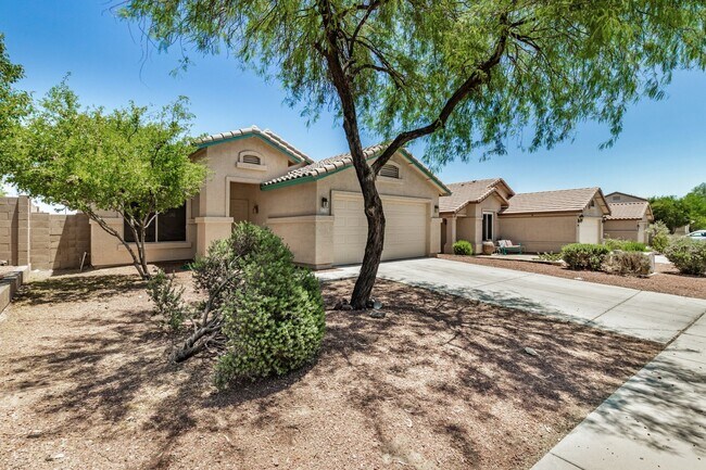 Building Photo - New Listing in Buckeye