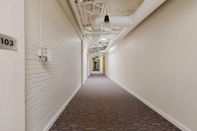 Foto del edificio - The Bell Trading Post Lofts