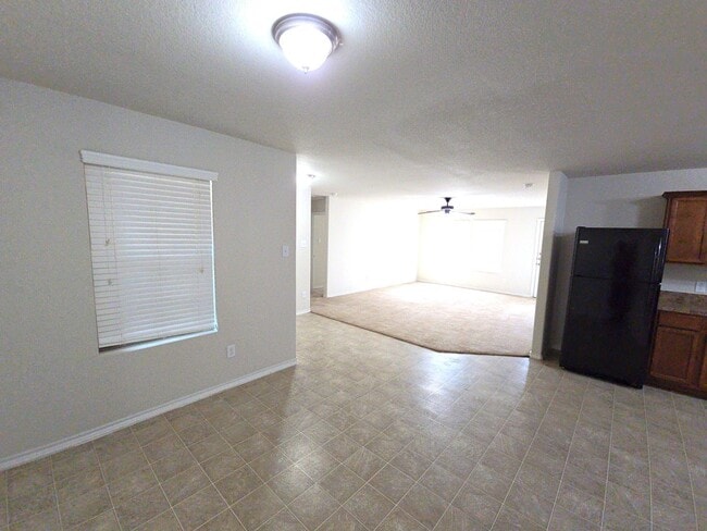 Foto del edificio - 810 Lightningbug Ln